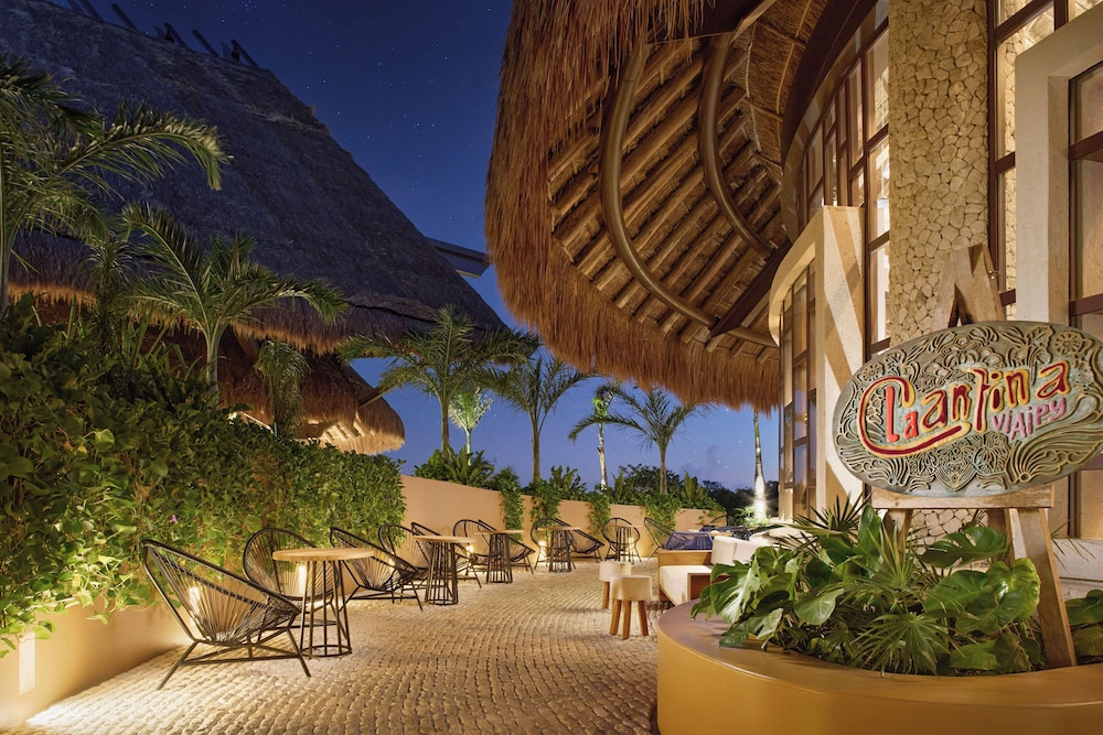 Hotel Xcaret Arte - All Parks / All Fun Inclusive, Adults Only - All inclusive — Restaurant & bars in Playa del Carmen, Quintana Roo