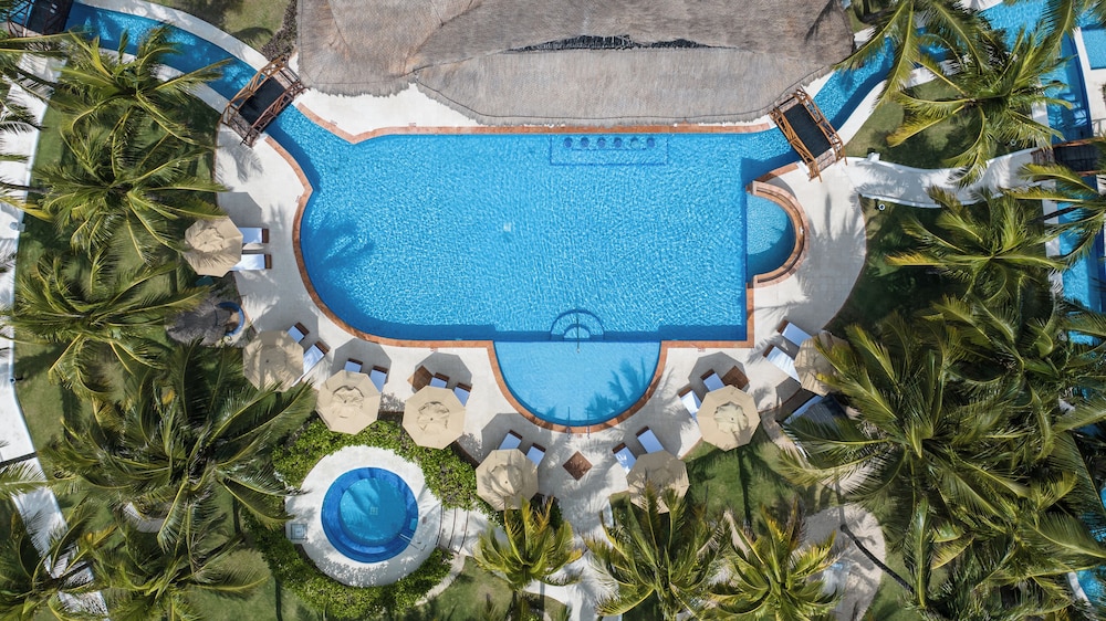 El Dorado Casitas Royale, All & More Inclusive - Adults Only — Swimming pool in Playa del Carmen, Quintana Roo