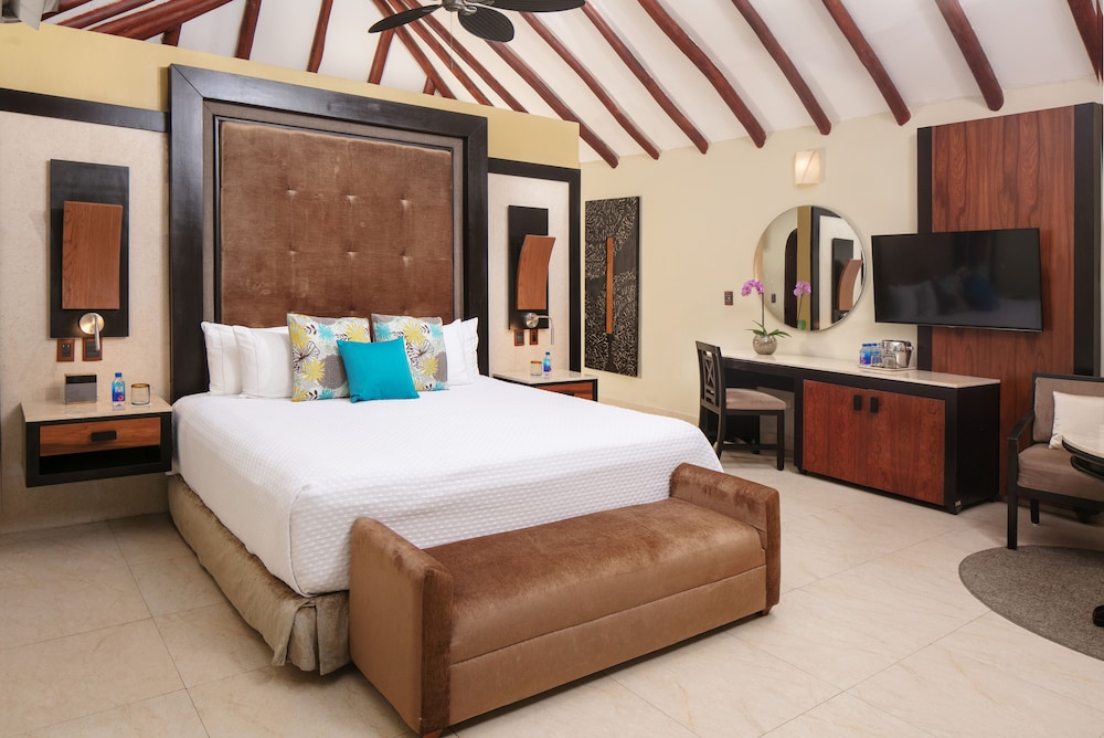 El Dorado Casitas Royale, All & More Inclusive - Adults Only — Hotel rooms in Playa del Carmen, Quintana Roo