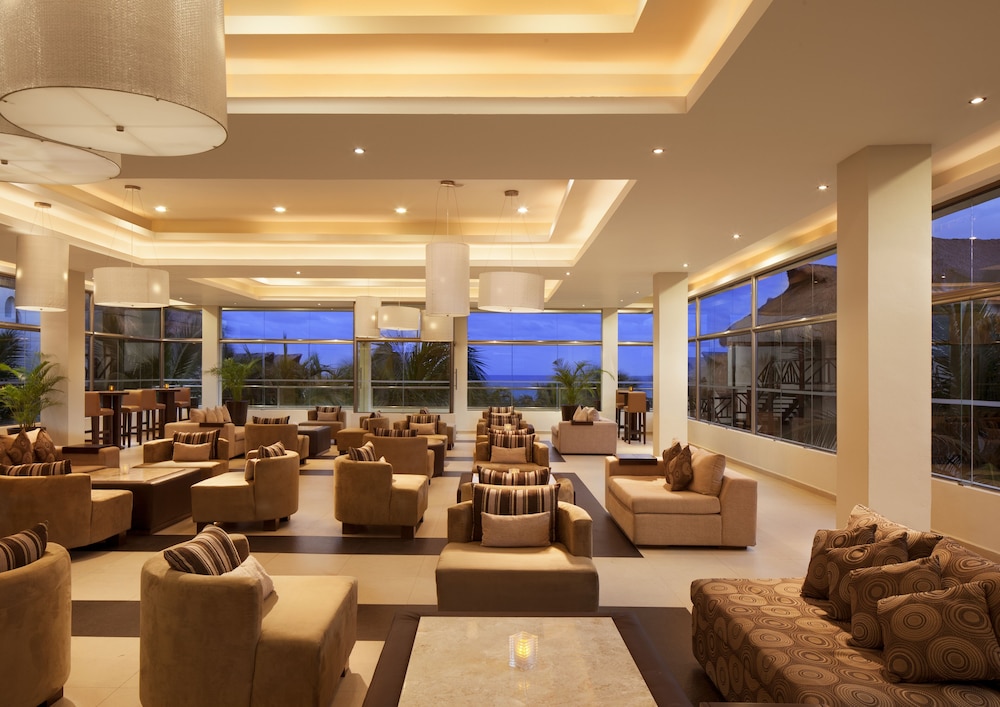 El Dorado Casitas Royale, All & More Inclusive - Adults Only — Hotel building in Playa del Carmen, Quintana Roo