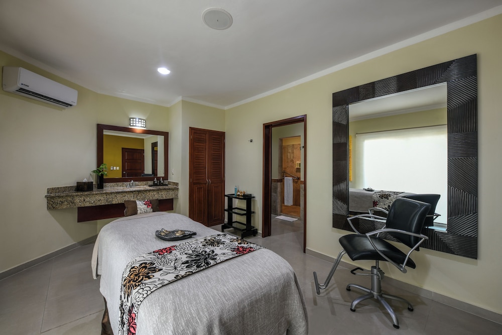 El Dorado Casitas Royale, All & More Inclusive - Adults Only — Hotel rooms in Playa del Carmen, Quintana Roo
