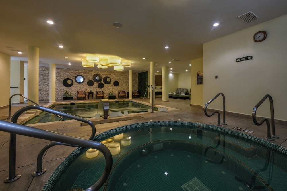 El Dorado Casitas Royale, All & More Inclusive - Adults Only — Swimming pool in Playa del Carmen, Quintana Roo