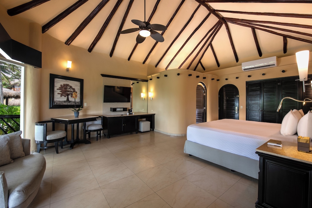 El Dorado Casitas Royale, All & More Inclusive - Adults Only — Hotel rooms in Playa del Carmen, Quintana Roo
