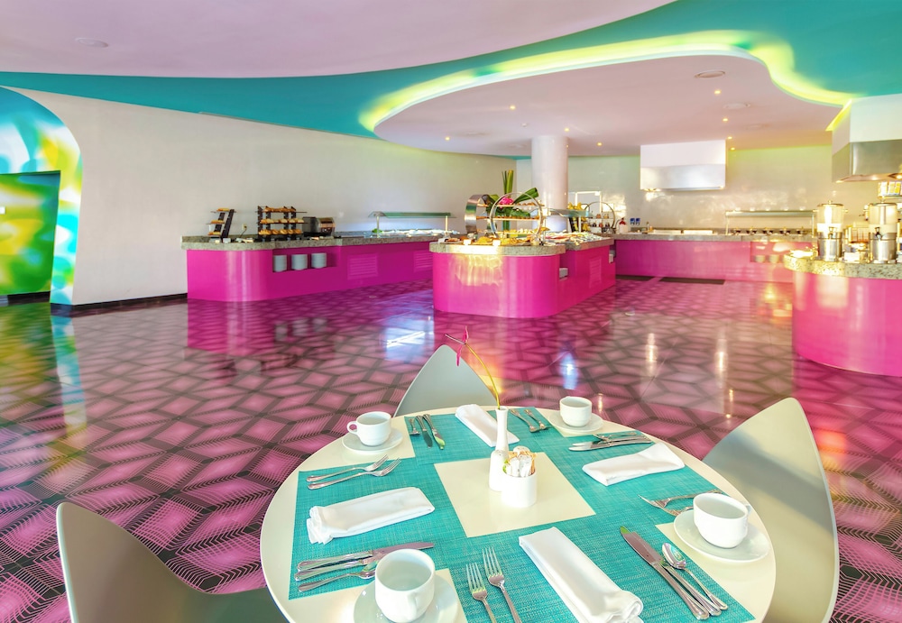 Temptation Cancun Resort All Inclusive - Adults Only — Restaurant in Cancun, Quintana Roo