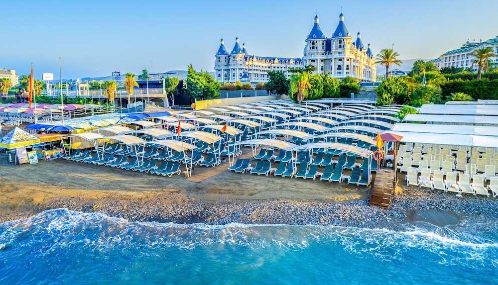 Senza The Inn Resort & Spa - All Inclusive — Beach in Alanya