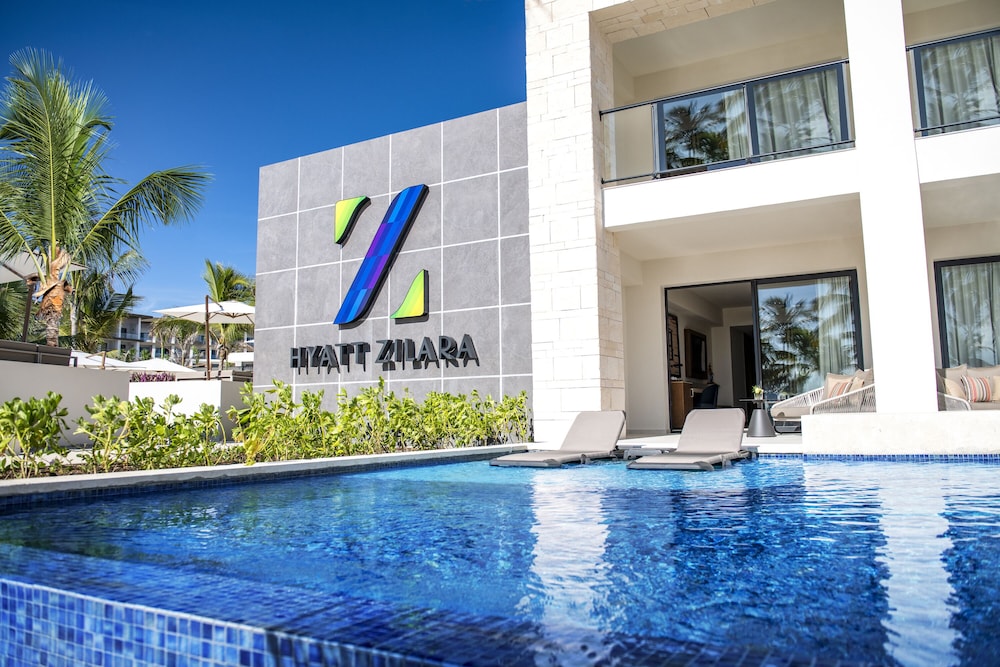 Hyatt Zilara Cap Cana ‐ Adults Only ‐ All Inclusive — Swimming pool in Punta Cana, La Altagracia