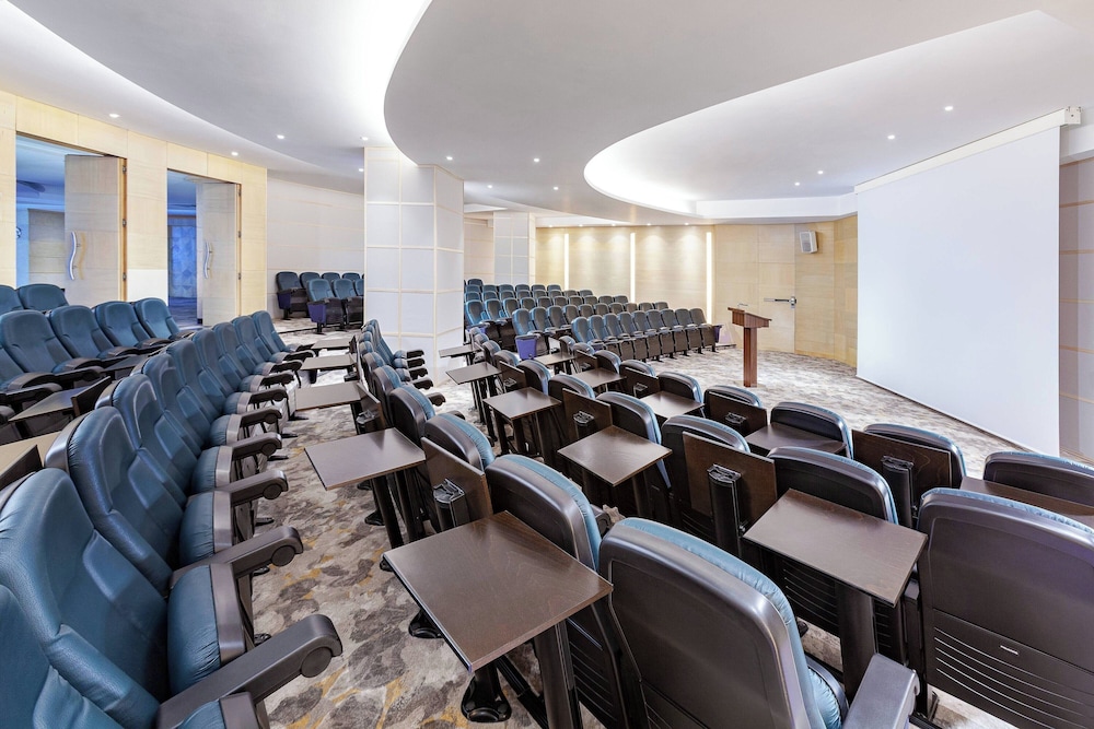 Malta Marriott Resort & Spa — On-site activities in St Julian’s, Malta Island
