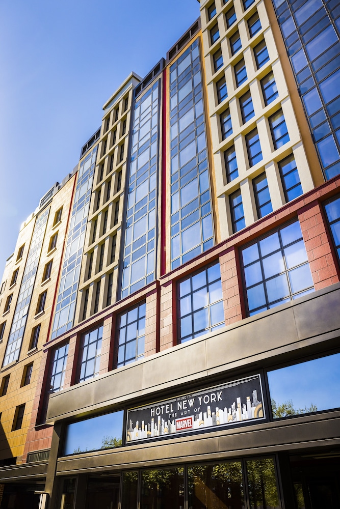 Disney Hotel New York - The Art of Marvel — Hotel building in Disneyland Paris, Ile-de-France