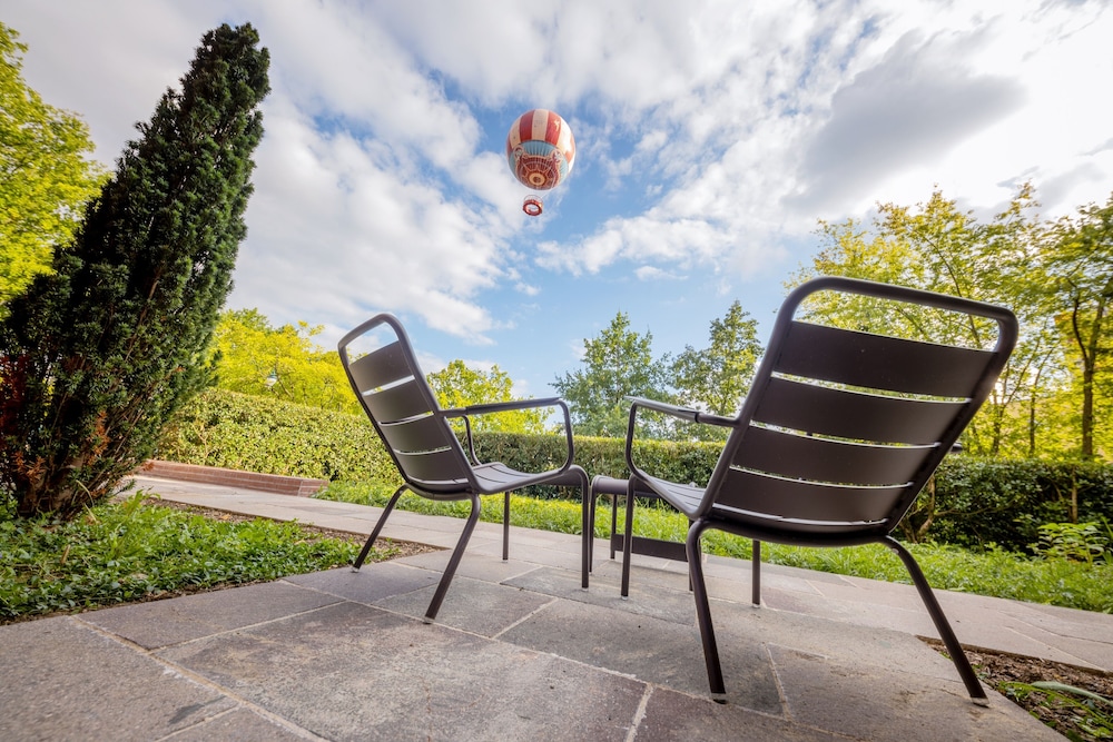 Disney Hotel New York - The Art of Marvel — Attractions in the area in Disneyland Paris, Ile-de-France