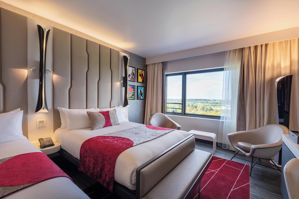 Disney Hotel New York - The Art of Marvel — Hotel rooms in Disneyland Paris, Ile-de-France