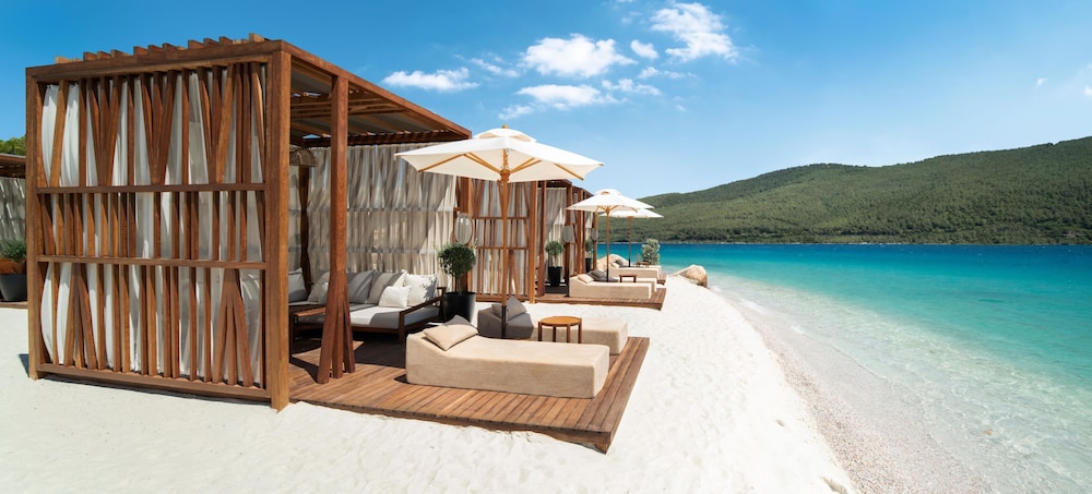 Lujo Hotel Bodrum — Outdoor in Milas, Mugla
