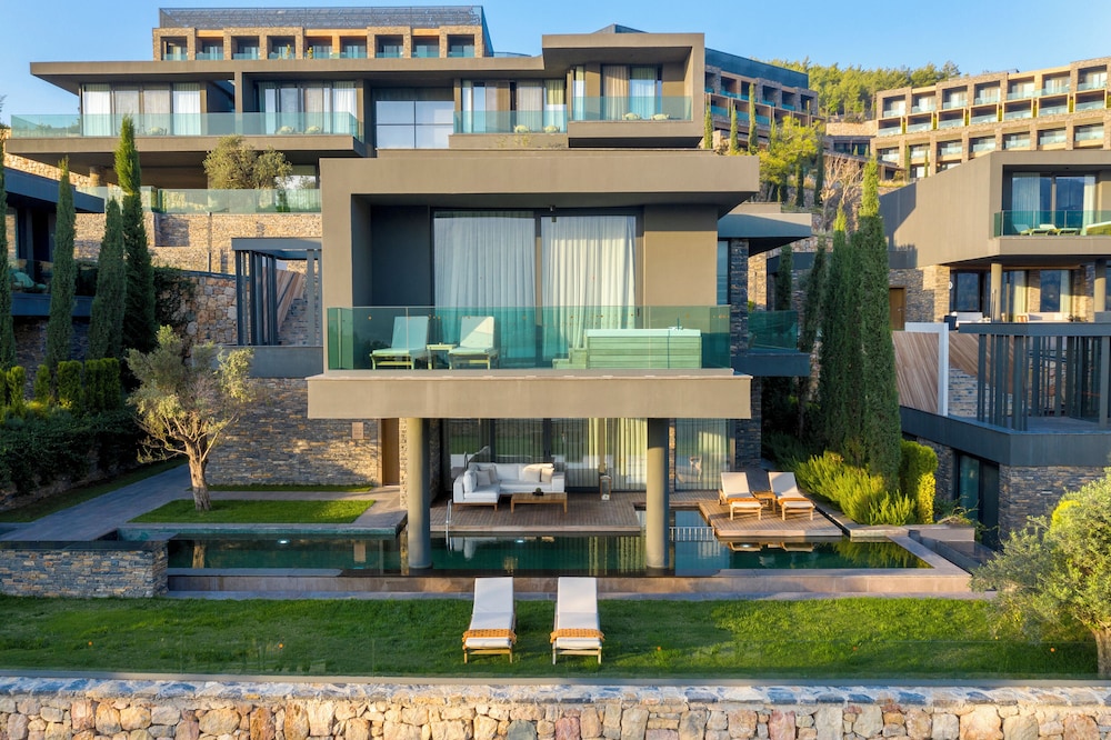 Lujo Hotel Bodrum — View in Milas, Mugla