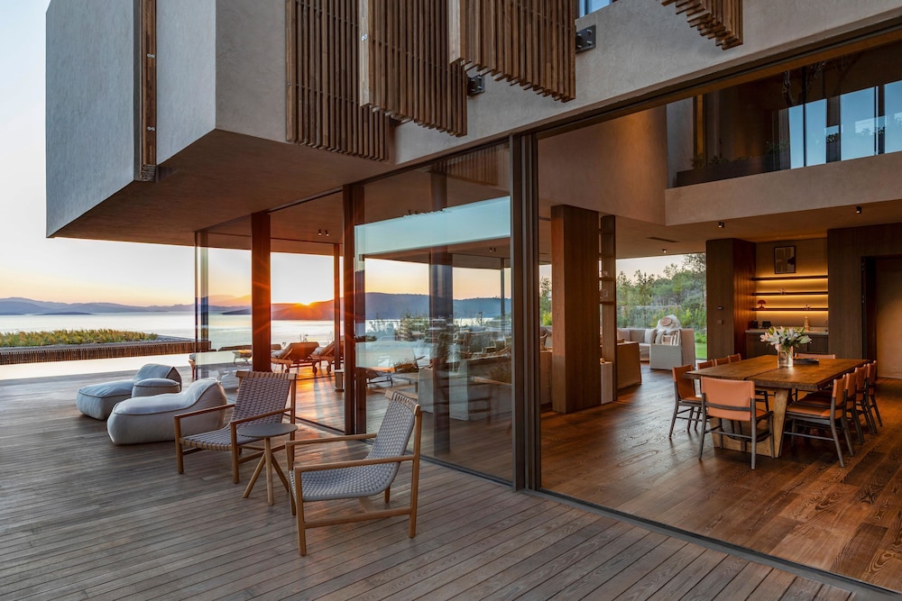 Lujo Hotel Bodrum — Restaurant in Milas, Mugla
