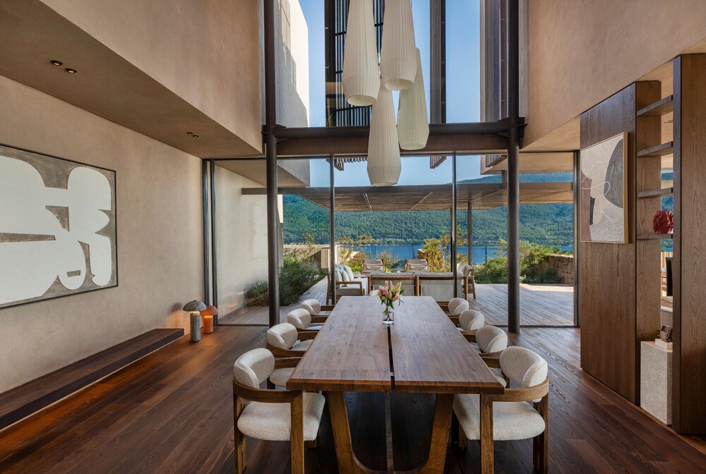 Lujo Hotel Bodrum — Restaurant in Milas, Mugla