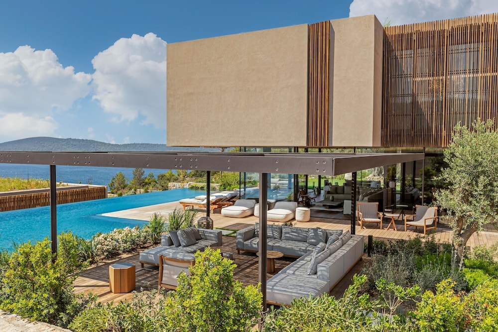 Lujo Hotel Bodrum — Outdoor in Milas, Mugla