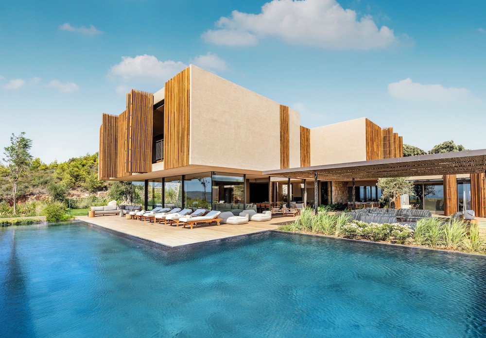 Lujo Hotel Bodrum — Outdoor in Milas, Mugla