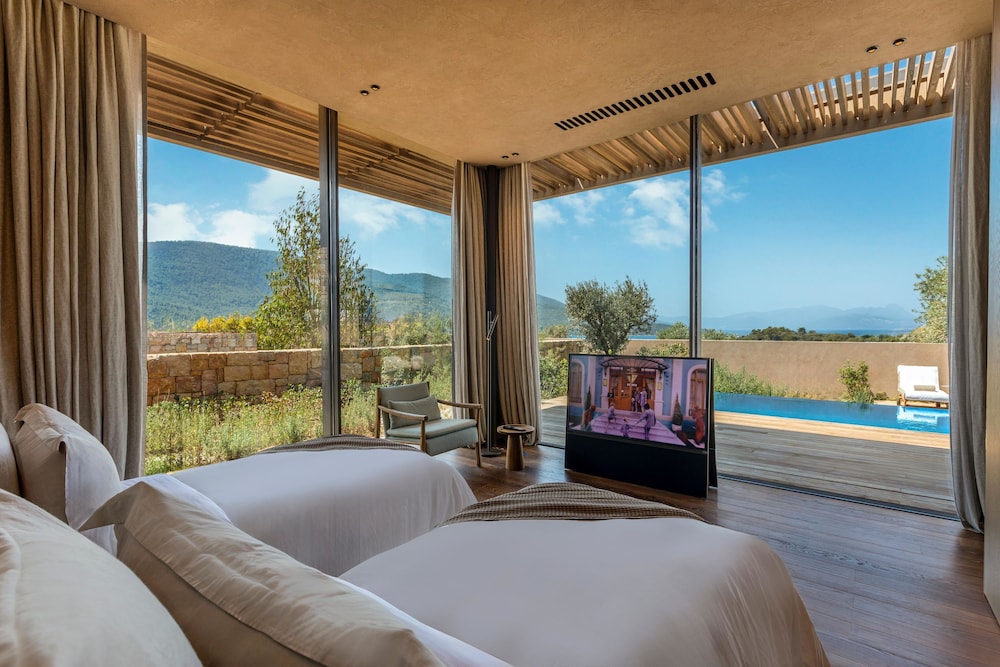 Lujo Hotel Bodrum — Rooms in Milas, Mugla