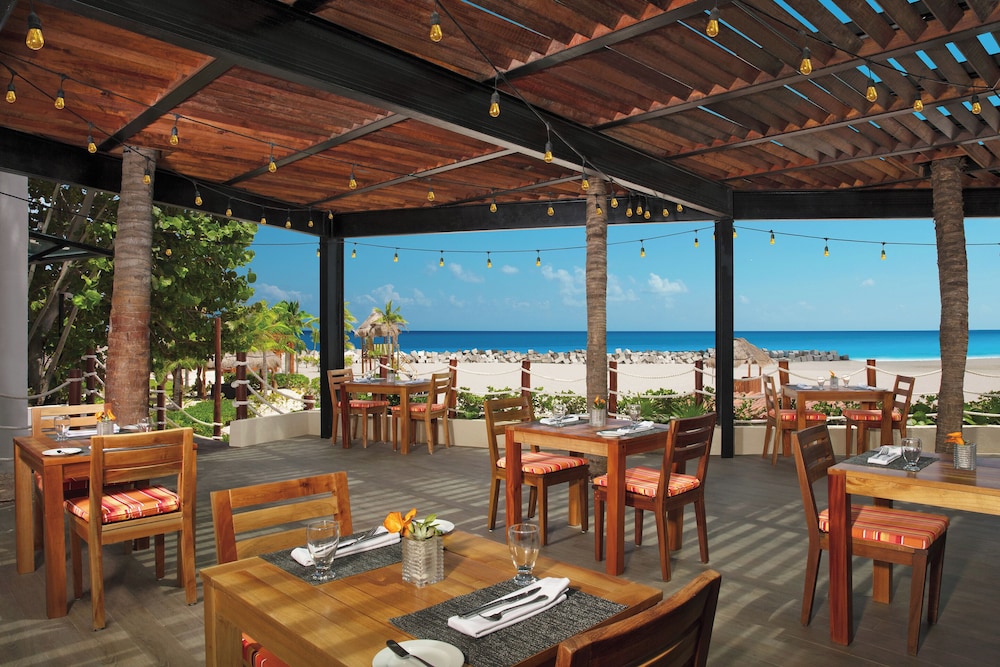 Altitude at Krystal Grand Cancun - All inclusive — Restaurant & bars in Cancun, Quintana Roo