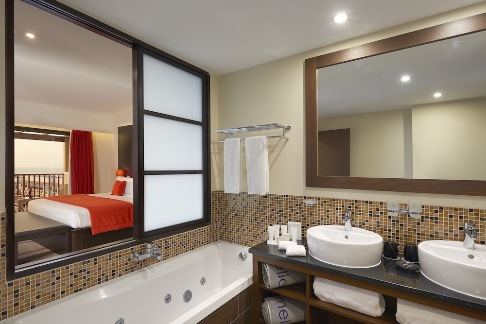 Melia Llana Beach Resort & Spa - All Inclusive - Adults Only — Hotel rooms in Santa Maria