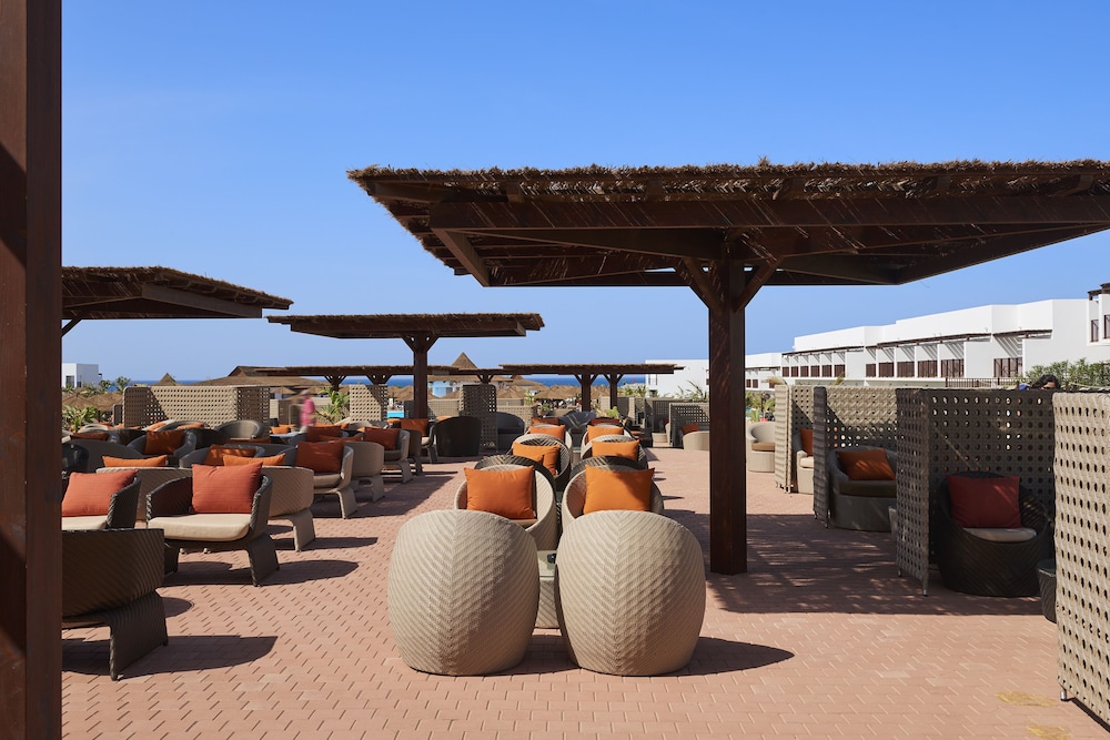 Melia Llana Beach Resort & Spa - All Inclusive - Adults Only — Restaurant & bars in Santa Maria
