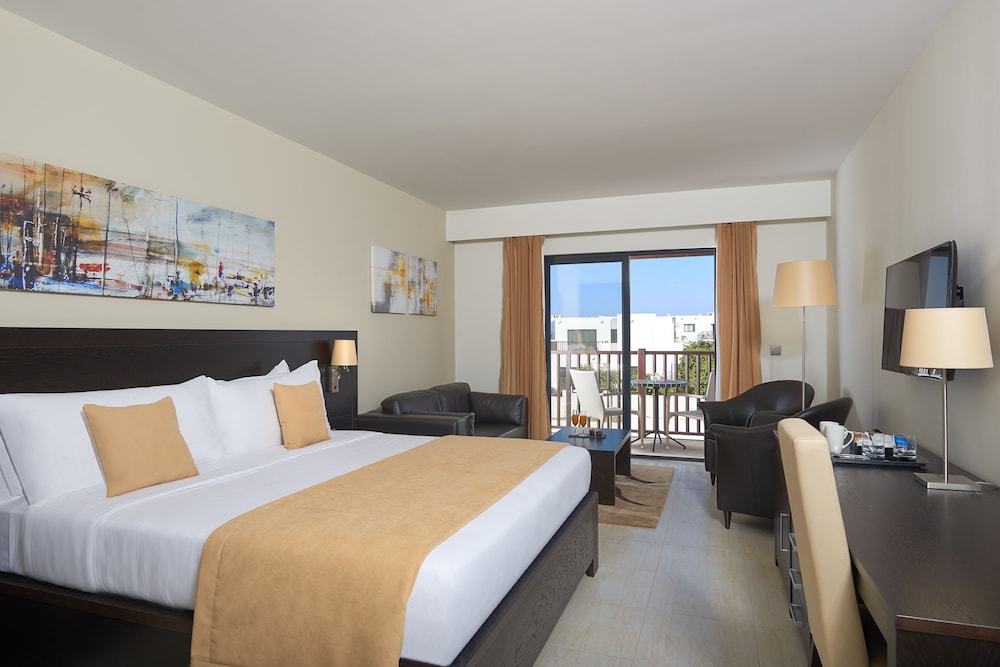 Melia Llana Beach Resort & Spa - All Inclusive - Adults Only — Hotel rooms in Santa Maria