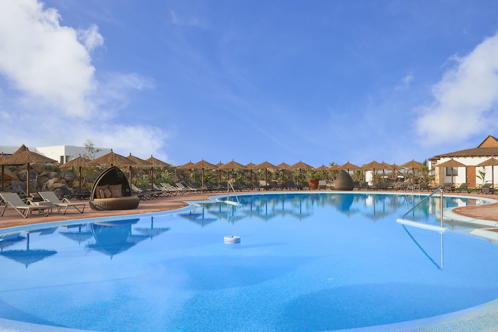 Melia Llana Beach Resort & Spa - All Inclusive - Adults Only — Swimming pool in Santa Maria
