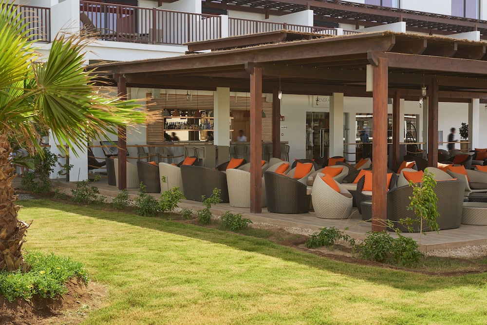 Melia Llana Beach Resort & Spa - All Inclusive - Adults Only — Restaurant & bars in Santa Maria