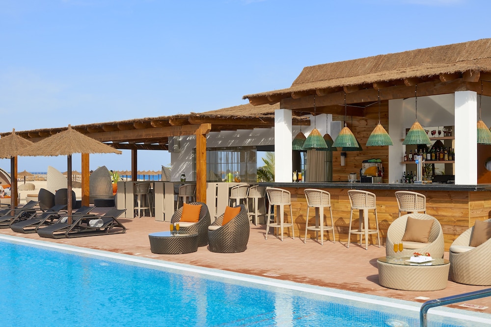 Melia Llana Beach Resort & Spa - All Inclusive - Adults Only — Restaurant & bars in Santa Maria