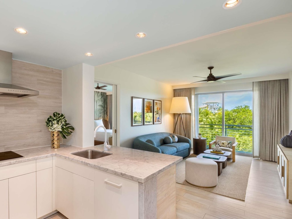 SLS Baha Mar — Hotel rooms in Nassau, New Providence