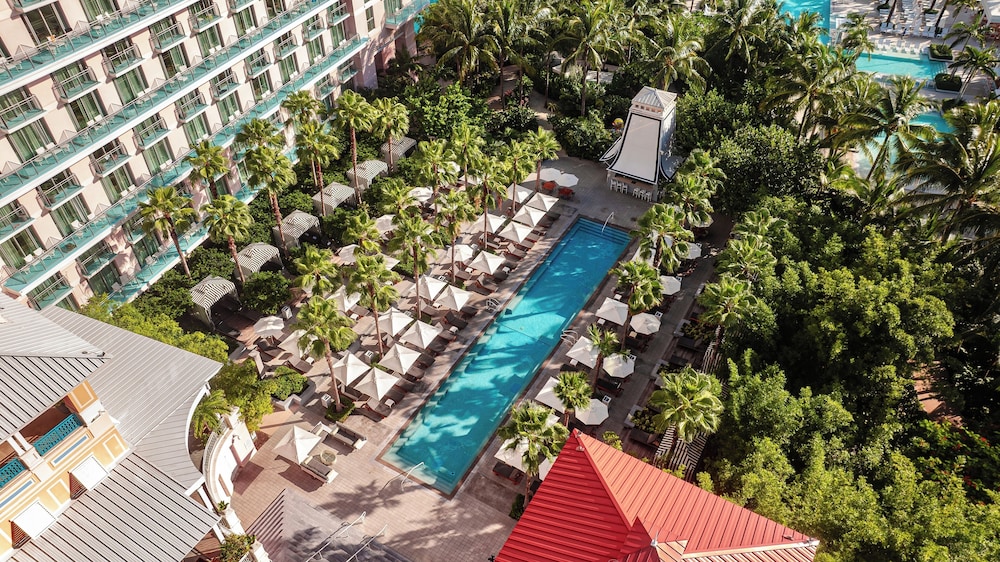 SLS Baha Mar — Swimming pool in Nassau, New Providence