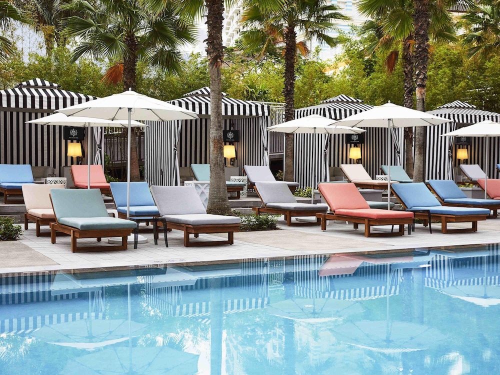 SLS Baha Mar — Swimming pool in Nassau, New Providence