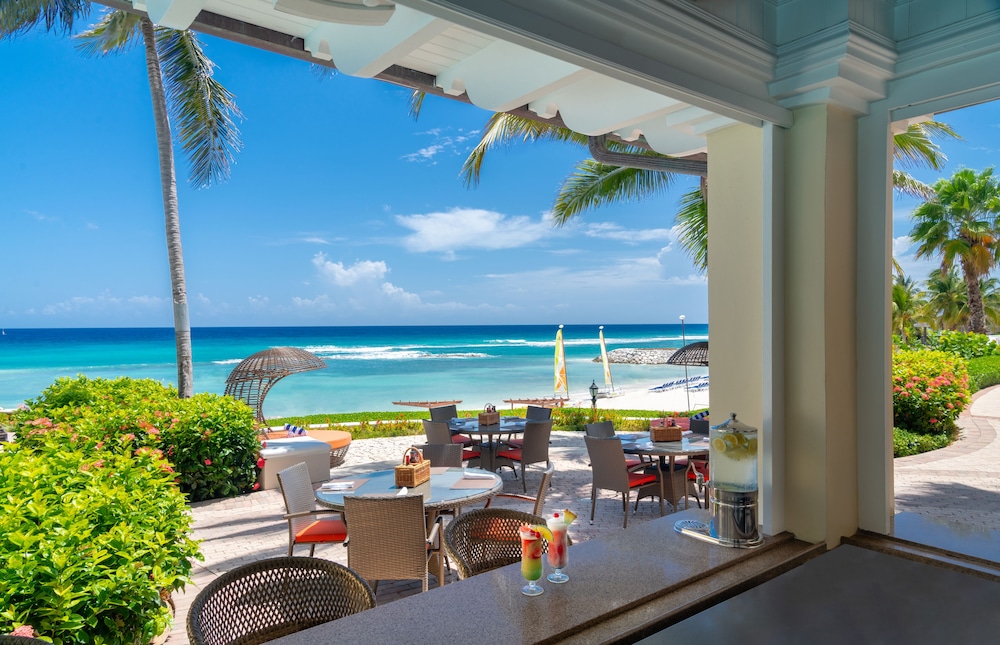 Jewel Grande Montego Bay Resort & Spa – All Inclusive — Restaurant & bars in Montego Bay