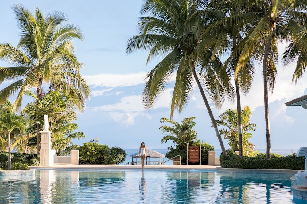 Jewel Grande Montego Bay Resort & Spa – All Inclusive — Swimming pool in Montego Bay