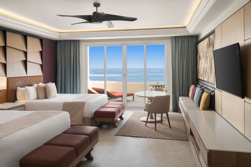 Jewel Grande Montego Bay Resort & Spa – All Inclusive — Hotel rooms in Montego Bay