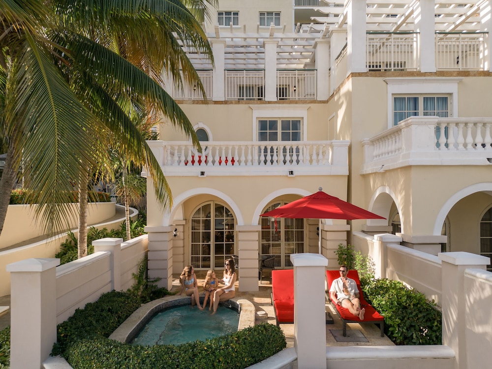 Jewel Grande Montego Bay Resort & Spa – All Inclusive — Swimming pool in Montego Bay