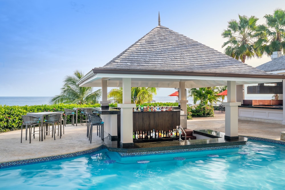 Jewel Grande Montego Bay Resort & Spa – All Inclusive — Restaurant & bars in Montego Bay