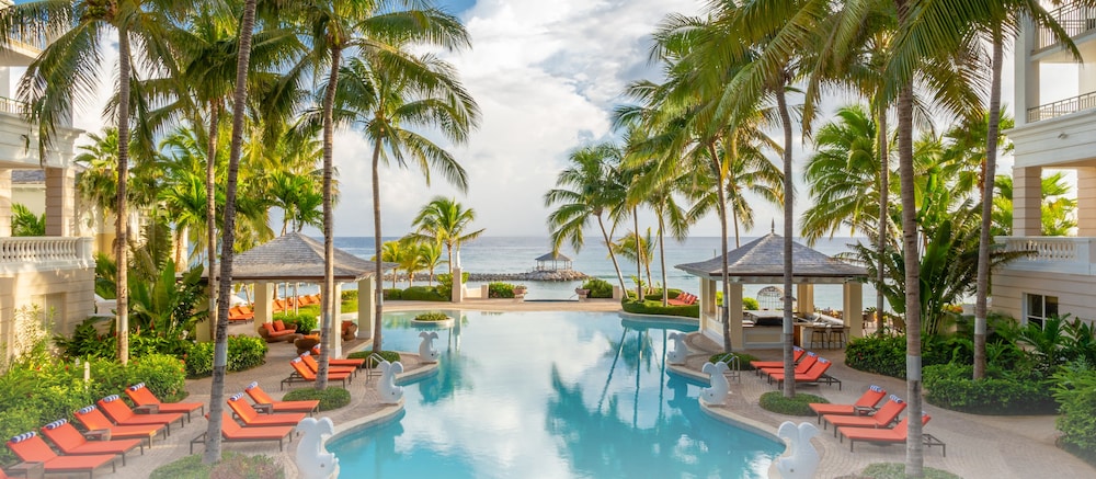 Jewel Grande Montego Bay Resort & Spa – All Inclusive — Swimming pool in Montego Bay
