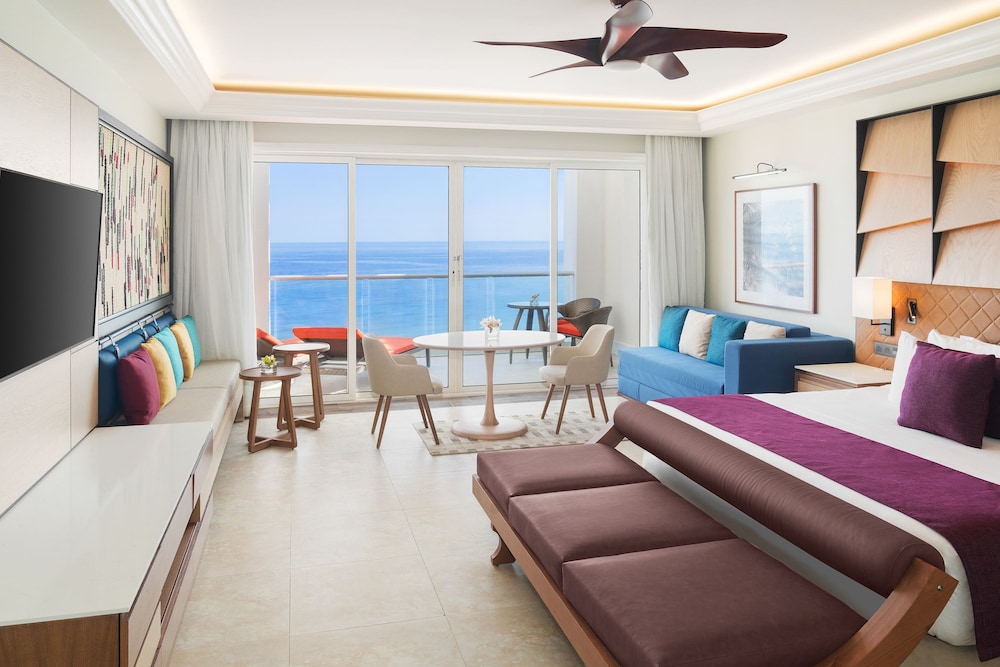 Jewel Grande Montego Bay Resort & Spa – All Inclusive — Hotel rooms in Montego Bay