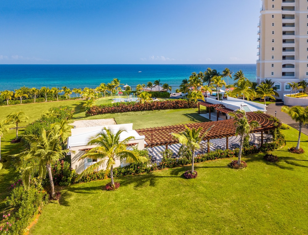 Jewel Grande Montego Bay Resort & Spa – All Inclusive — Beach in Montego Bay