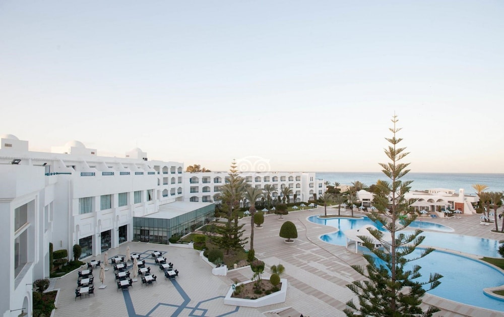 Mahdia Palace Thalasso — Swimming pool in Mahdia, Mahdia