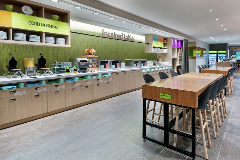 Home2 Suites by Hilton Orlando Near Universal — Restaurant & bars in Orlando, Florida