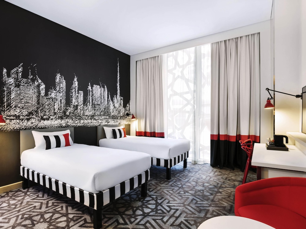 ibis Styles Dubai Airport Hotel — Hotel rooms in Dubai