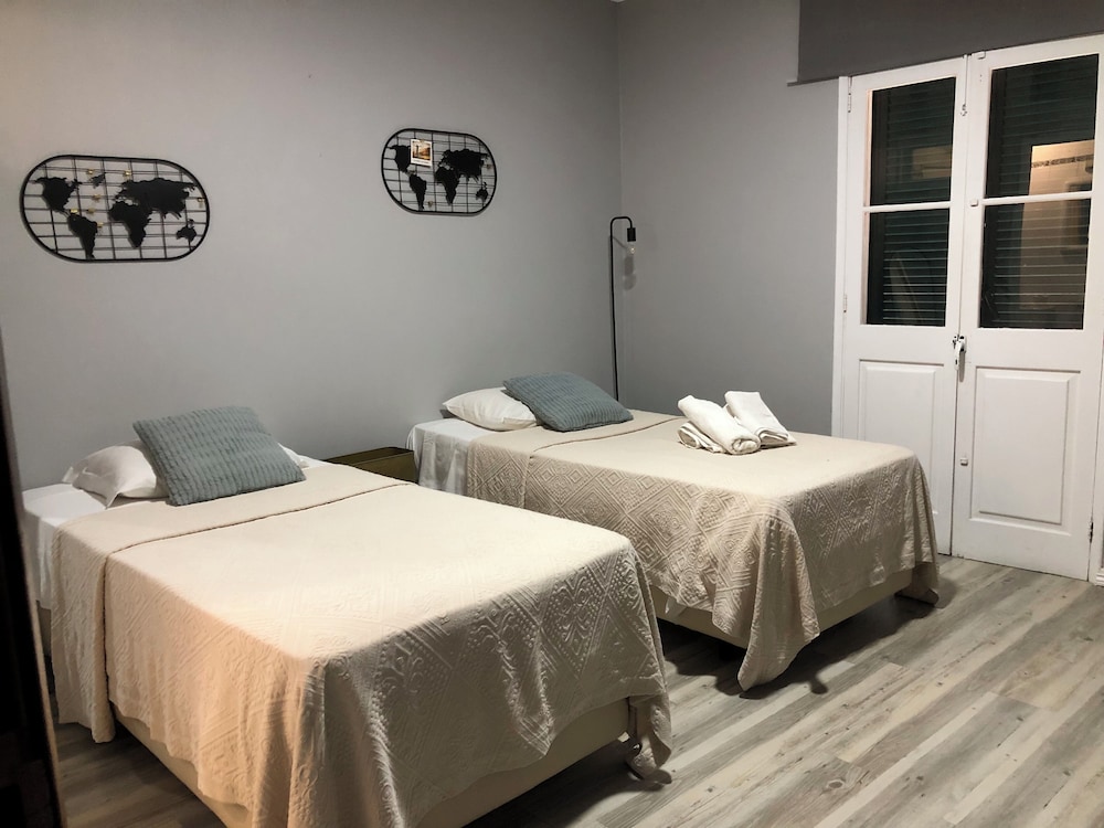Residencial Funchal — Hotel rooms in Funchal, Madeira