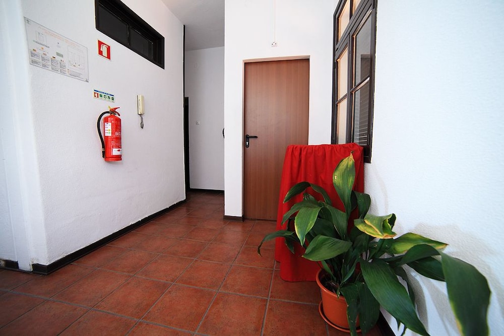Residencial Funchal — Hotel building in Funchal, Madeira
