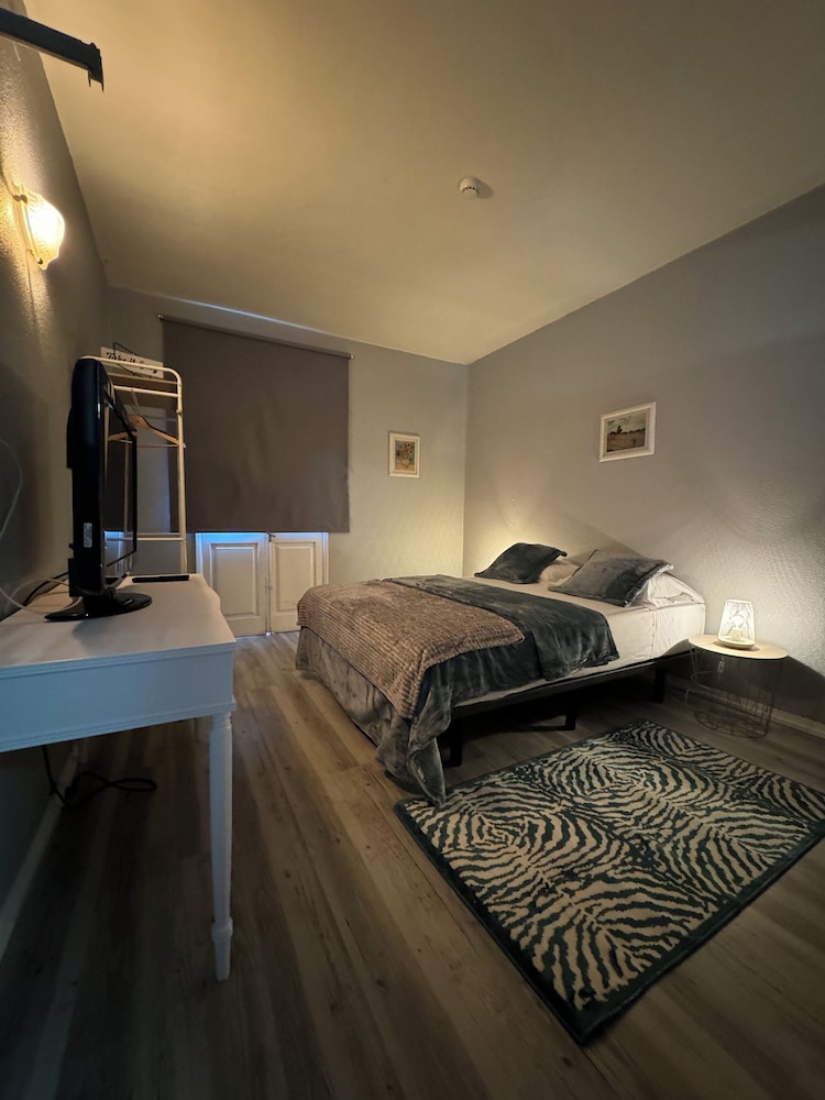 Residencial Funchal — Hotel rooms in Funchal, Madeira