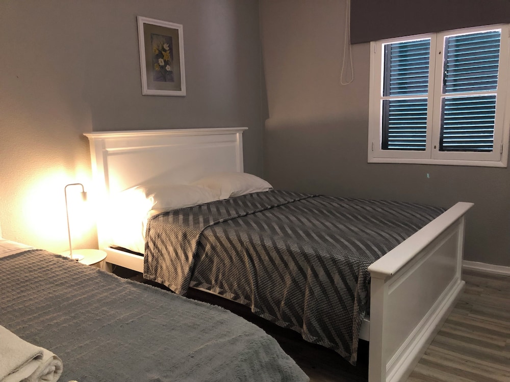Residencial Funchal — Hotel rooms in Funchal, Madeira