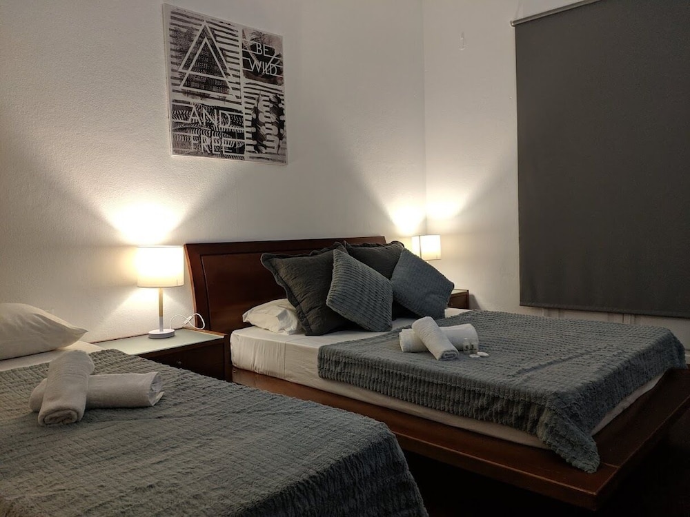 Residencial Funchal — Hotel rooms in Funchal, Madeira