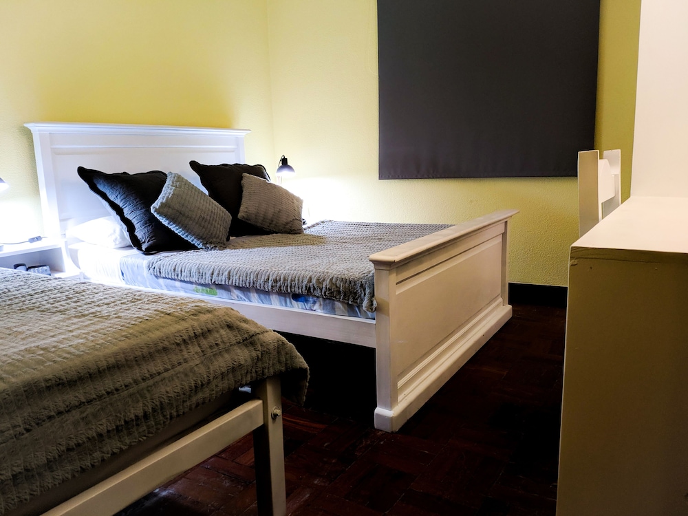 Residencial Funchal — Hotel rooms in Funchal, Madeira
