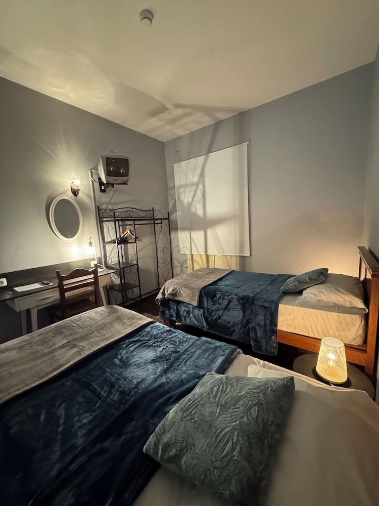 Residencial Funchal — Hotel rooms in Funchal, Madeira