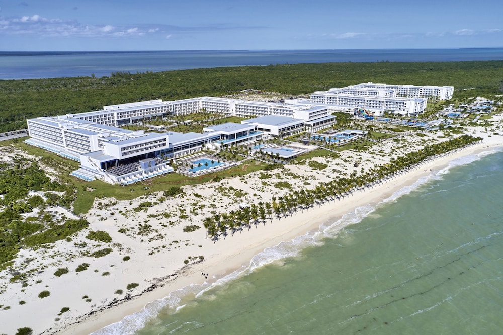 Hotel Riu Palace Costa Mujeres - All Inclusive — Beach in Playa Mujeres, Quintana Roo